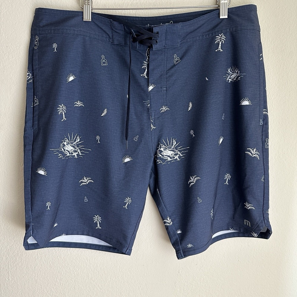 Travis Mathew Board Shorts Mens 38 Navy Blue Tropical Skeleton Palm Tree Tequila